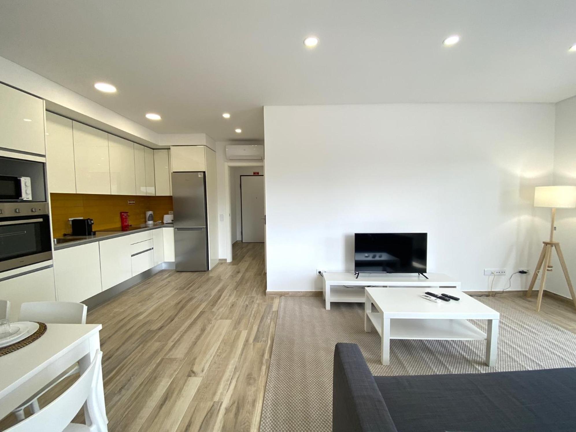 Quarteira Modern By Homing Apartment Exterior photo